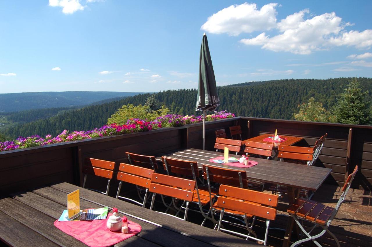 Berggasthaus & Pension Schoene Aussicht Клингентал Екстериор снимка
