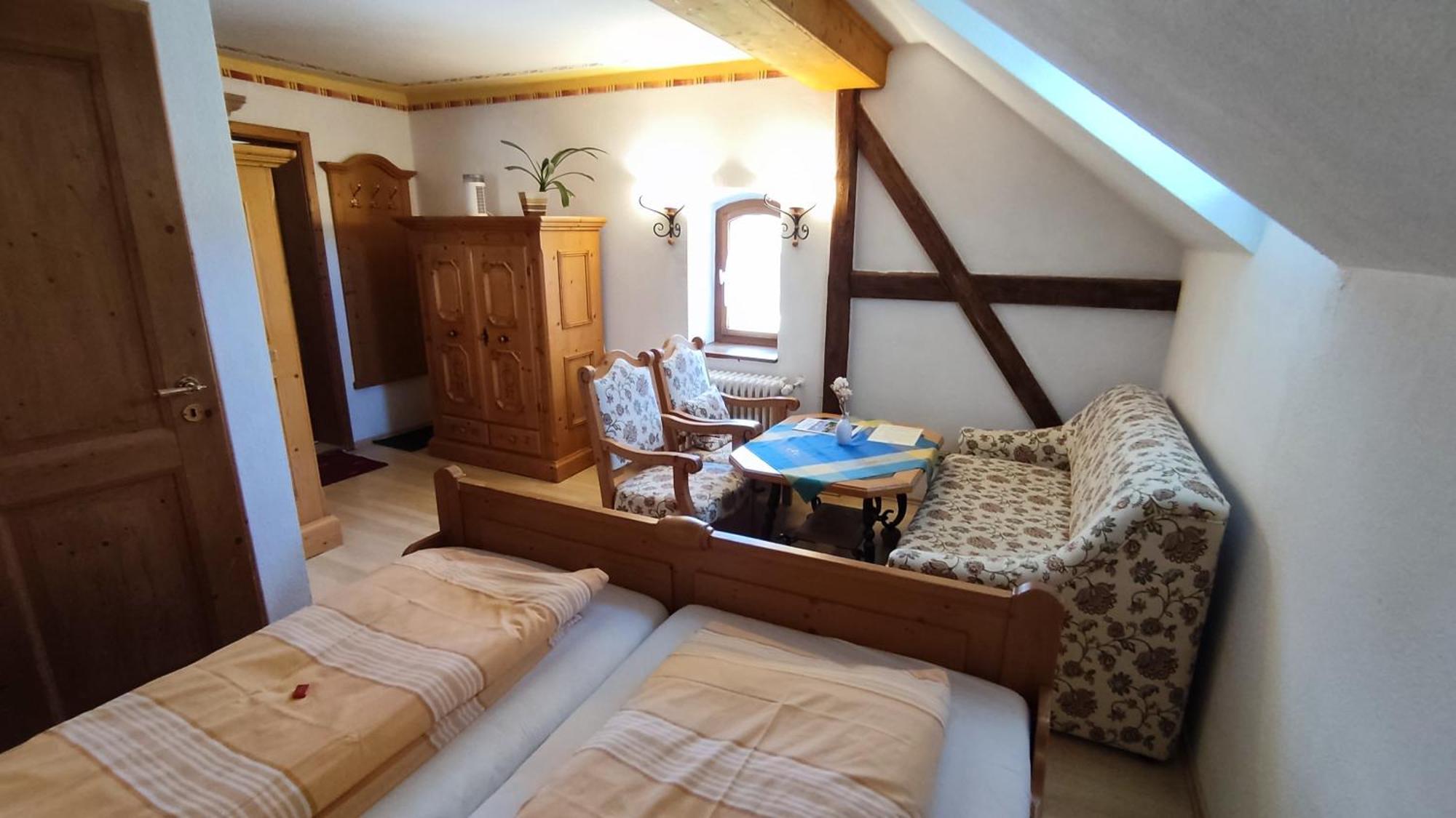 Berggasthaus & Pension Schoene Aussicht Клингентал Екстериор снимка